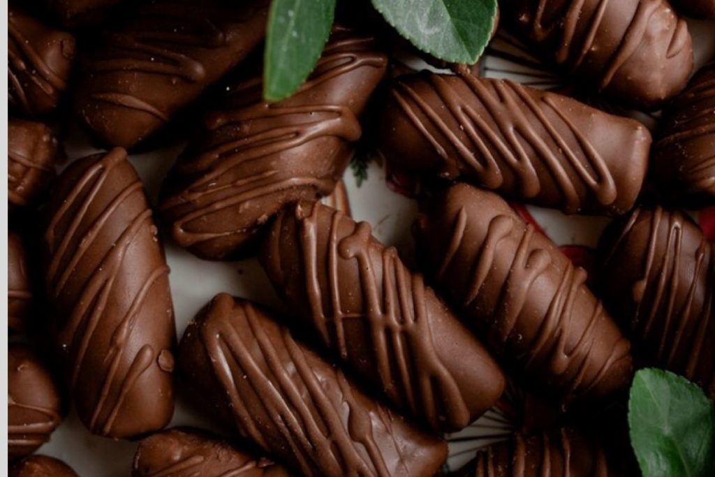 Sobremesa de Chocolate com Amêndoas Torradas